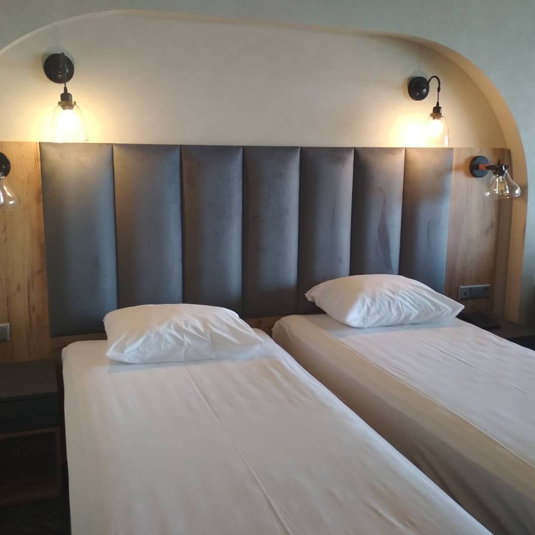 Box Spring кровать для отеля или гостиницы в стиле лофт